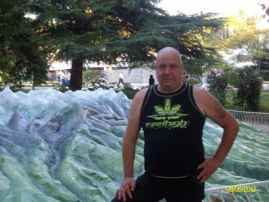  ,   Mladen, 59 ,   , 