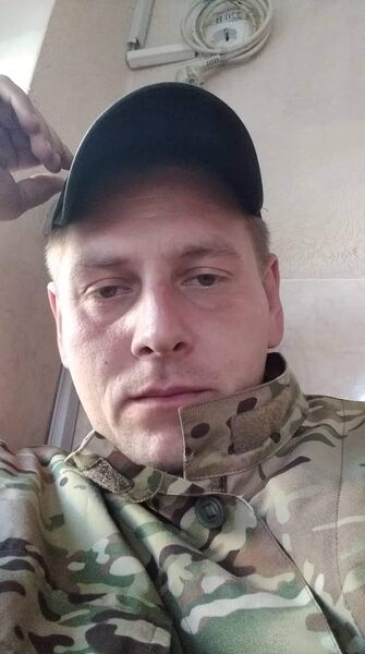  ,   Alex, 35 ,   ,   