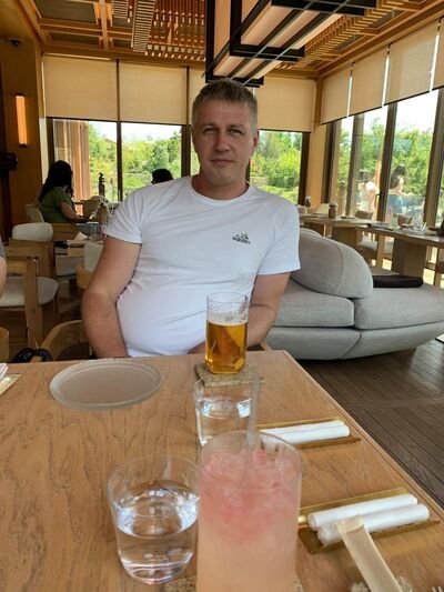  ,   Sergei, 39 ,   ,   , c , 