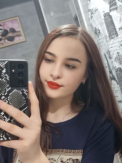  ,   Oksana, 22 ,   