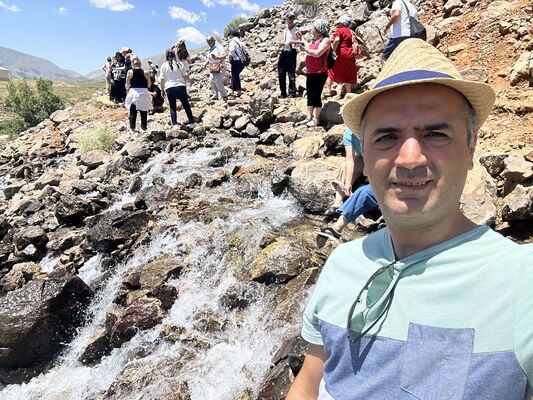  ,   Serhat, 42 ,   ,   