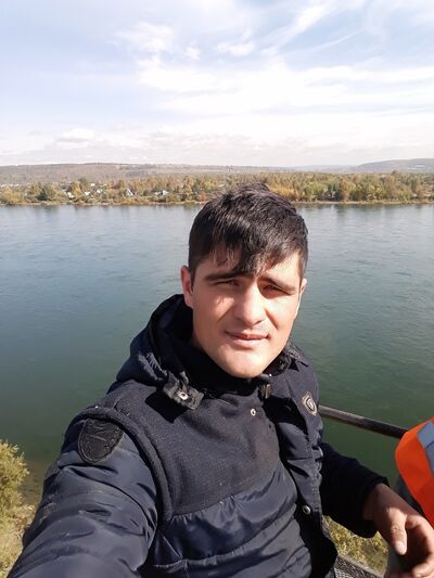  ,   Rufat, 32 ,   ,   , c 