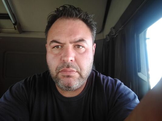  Bitola,   Boban, 47 ,   ,   , c 