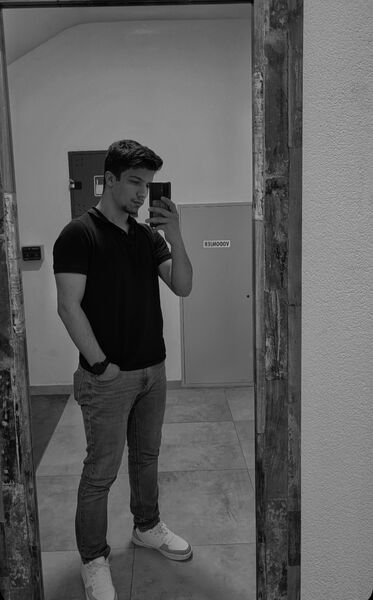  Podgorica,   Kaan, 21 ,   ,   