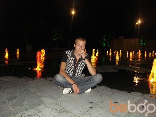  ,   Reizer, 39 ,     , c 