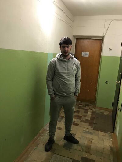  ,   Artur, 27 ,   ,   