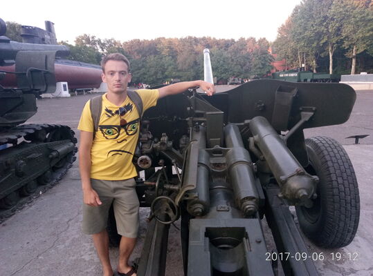  ,   Viktor, 33 ,   ,   , c 