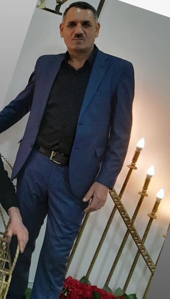  ,   Anar, 51 ,   ,   