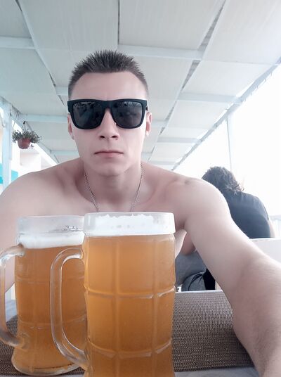  -,   John, 34 ,   ,   , c 