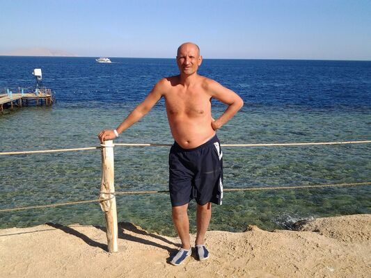  ,   Aleks, 56 ,   ,   , c , 