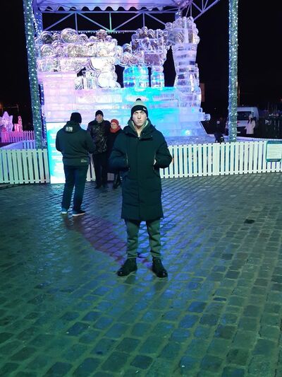  ,   Alexander, 25 ,     , c 