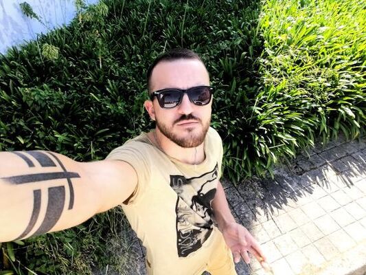  Brzezie,   , 33 ,   ,   