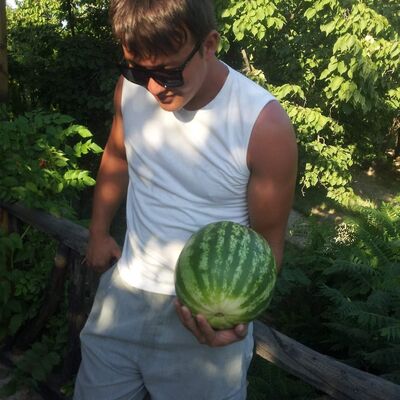  ,   Uktamjon, 31 ,   