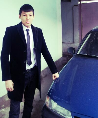  ,   Jamol Kmalik, 29 ,  