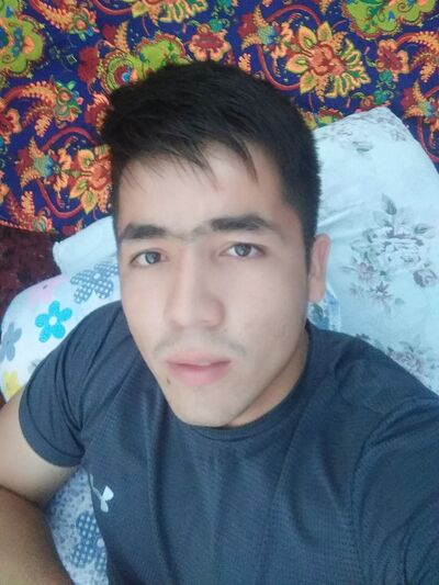  ,   Ali, 32 ,   ,   