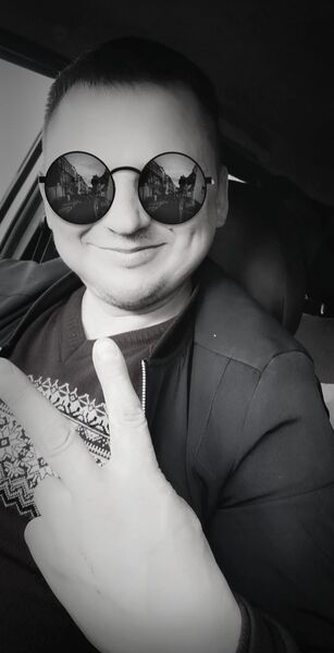  ,   Viktor, 39 ,   ,   , c , 