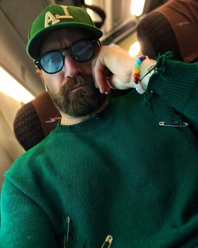  ,   Alexander, 35 ,     , c 