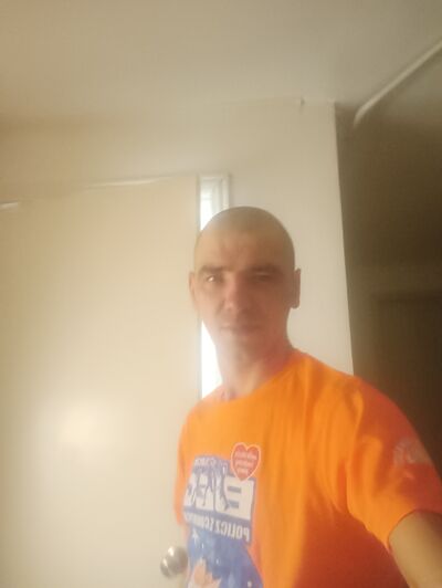  ,   Mykola, 31 ,   ,   