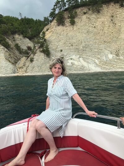  ,   , 52 ,   c 