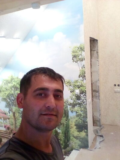  ,   Nurik, 38 ,   