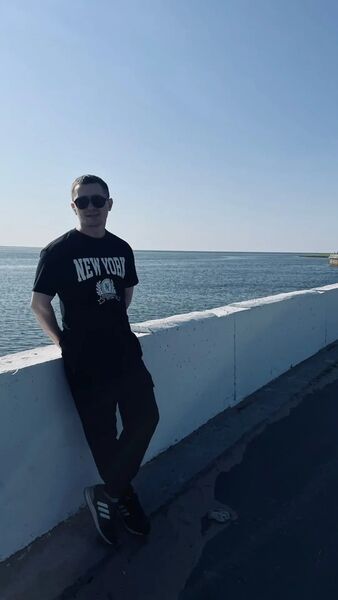  ,   Vadim, 33 ,   c 