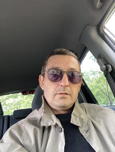  ,   Valeri, 43 ,   ,   