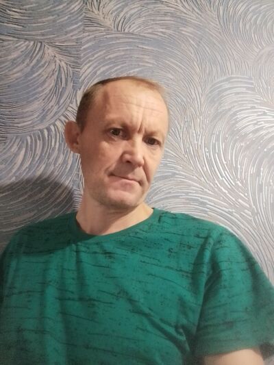  ,   Aleksej, 45 ,   ,   