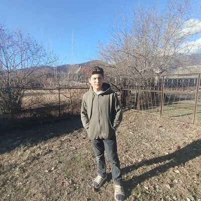  ,   Mikayil, 18 ,   ,   
