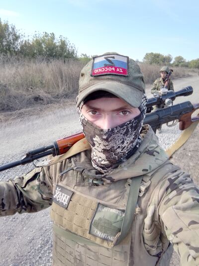  ,   Anton, 26 ,   ,   