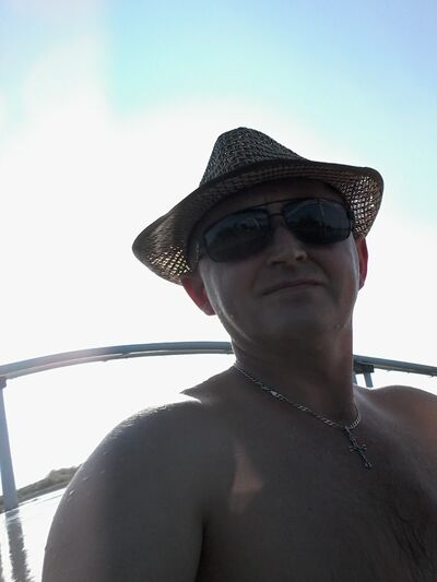  ,   Andriy, 48 ,   ,   , c 