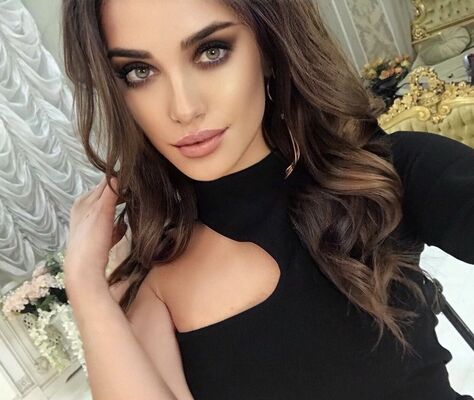  ,   Lana, 29 ,   ,   