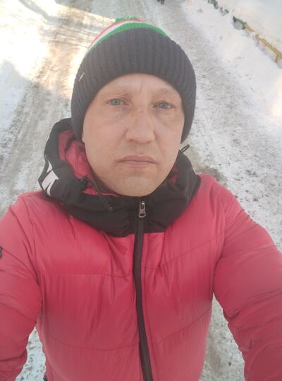  ,   Nik, 43 ,   ,   