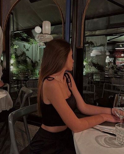 ,   Selina, 33 ,   ,   