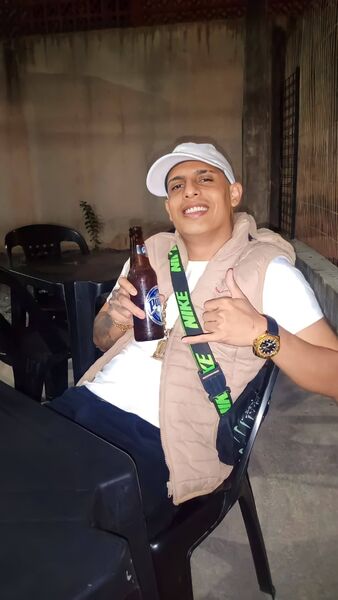  --,   Jose, 28 ,   ,   
