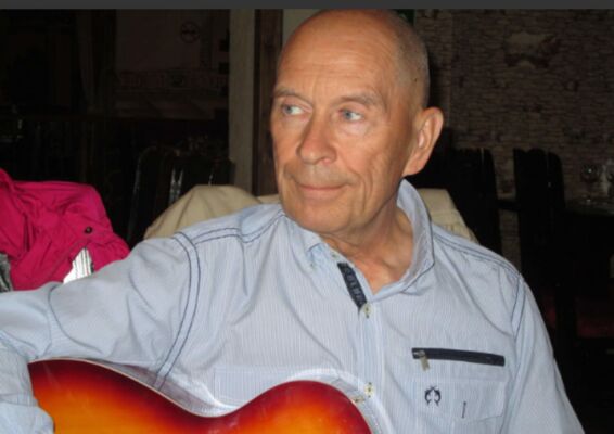  ,   , 77 ,   ,   , c 