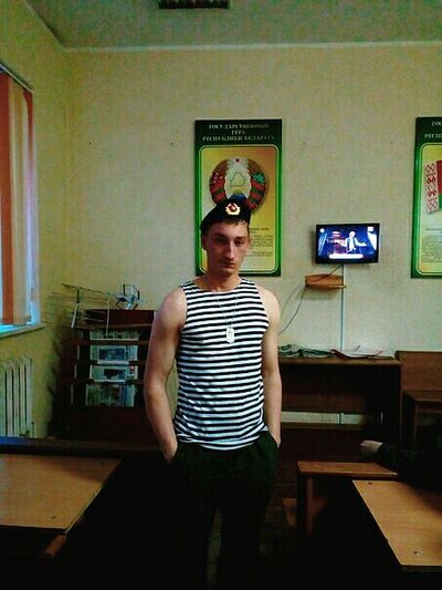  ,   Yury, 25 ,   ,   