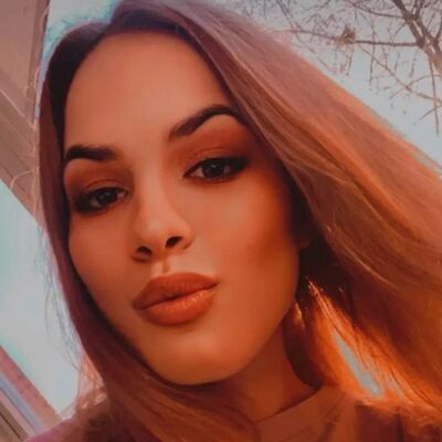  ,   Karina, 21 ,   ,   
