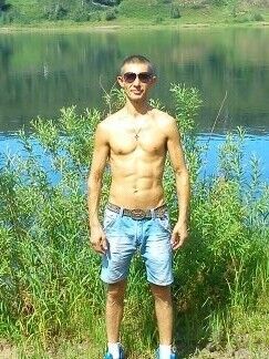  ,   Serzh, 42 ,   