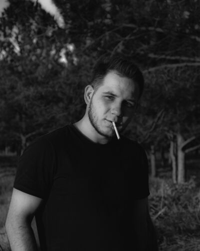  ,   Viktor, 26 ,   