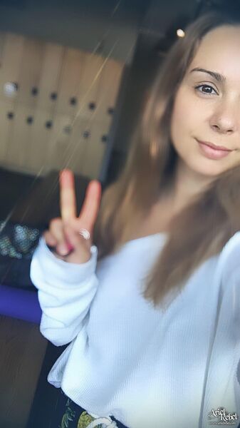  ,   Irika, 22 ,   ,   