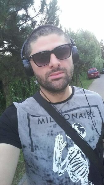  ,   David, 42 ,   ,   , c 