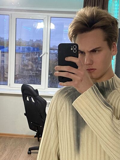  ,   Ѹ, 19 ,   ,   