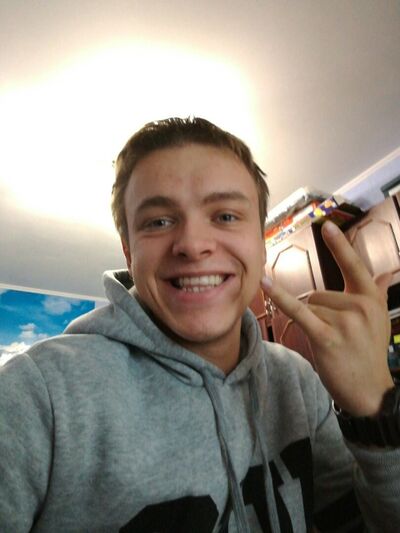  ,   Andrey, 27 ,  
