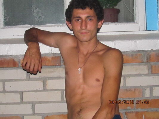  ,   Gosha, 33 ,     , c 
