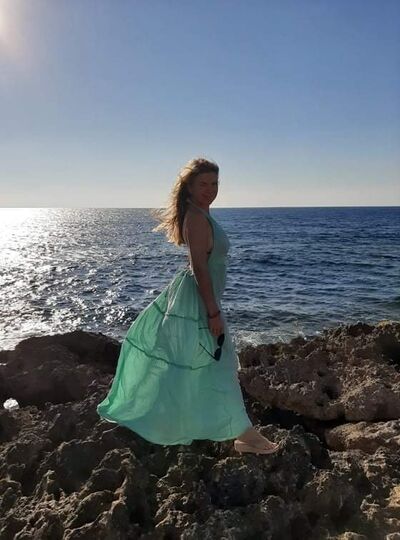  Porto Cervo,   Kira, 37 ,     , c 