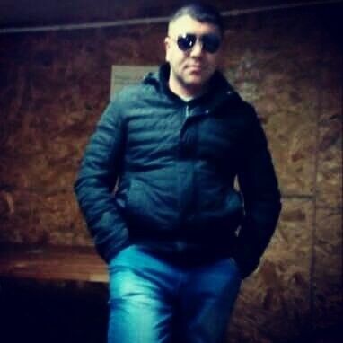 ,   Elcin, 44 ,   ,   , c 