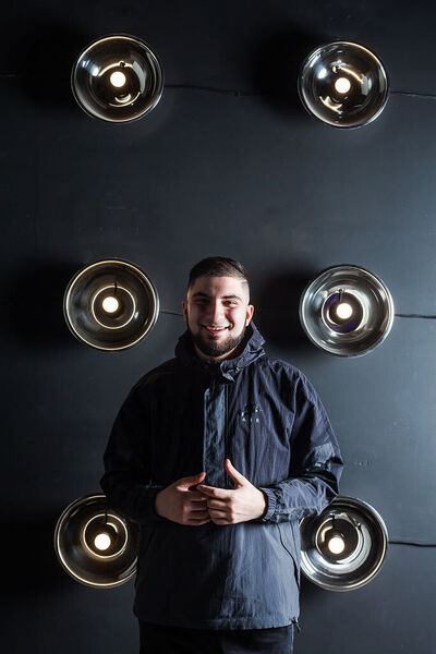  ,   Artur, 28 ,   ,   
