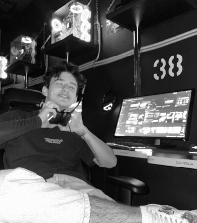  ,   Arturio, 24 ,   ,   