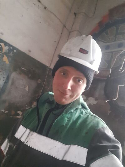  ,   Dima, 24 ,   ,   
