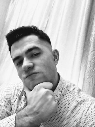  ,   Konstantin, 25 ,   ,   